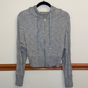Athleta cropped Zip up long sleeve sweatshirt